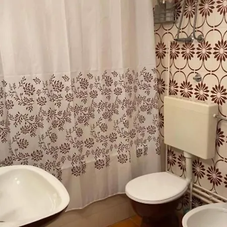 Apartmán Three Bedroom With Terrace *