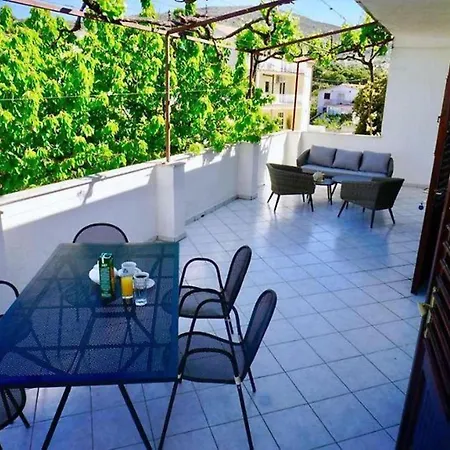 Three Bedroom With Terrace * Seget Vranjica